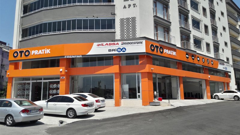 Otopratik, COVID-19 sürecinde ücretsiz araç dezenfeksiyon hizmeti sunuyor