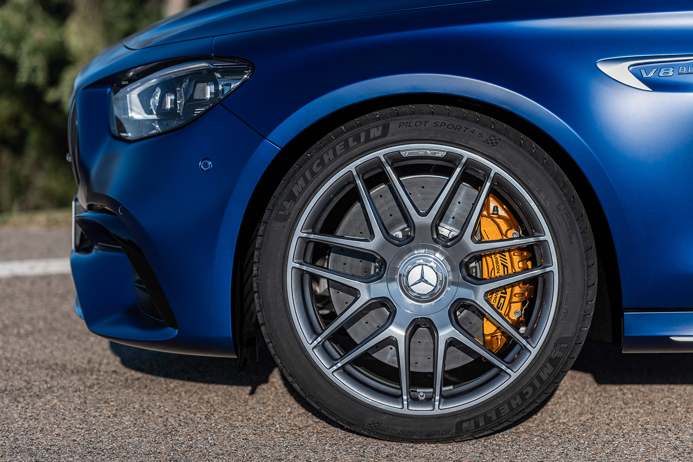 Yeni Mercedes-AMG E 63 4MATIC 2020 yenilikleriyle geliyor