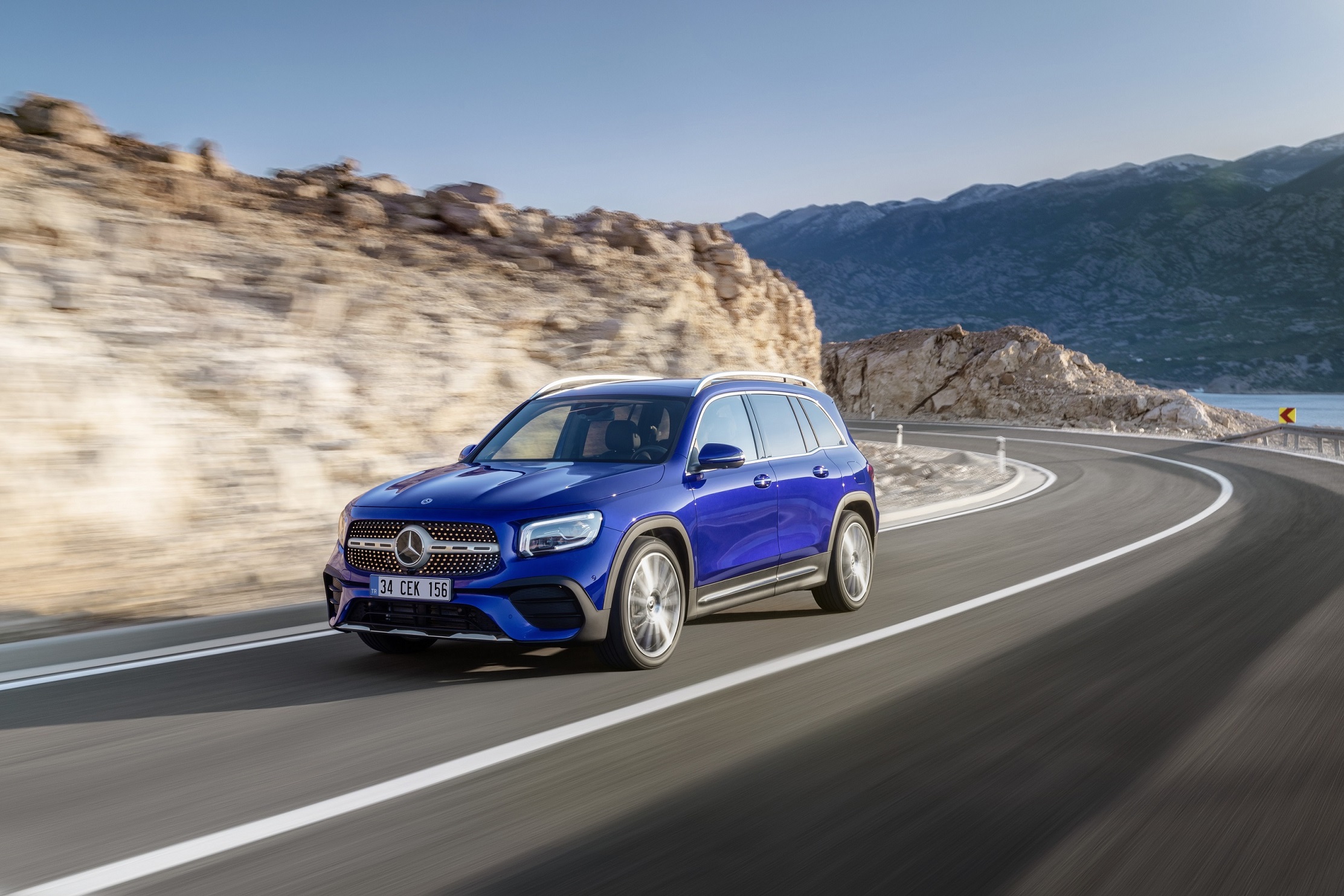 Yeni Mercedes GLB satışa sunuldu. İşte fiyatı!