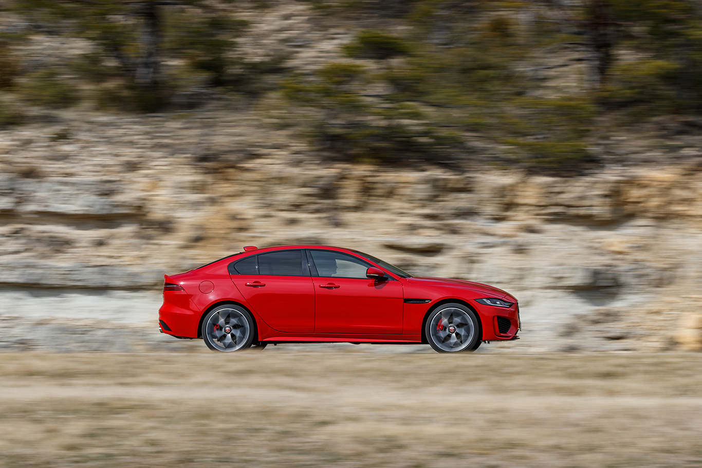 Yeni Jaguar XE Türkiye’de