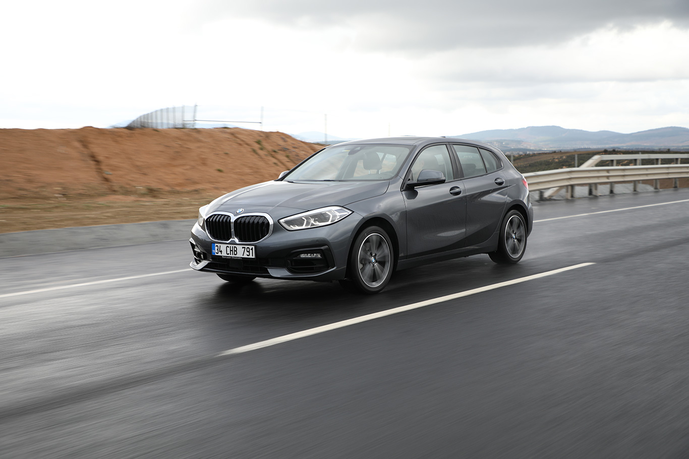 2020 BMW 118i test sürüşü