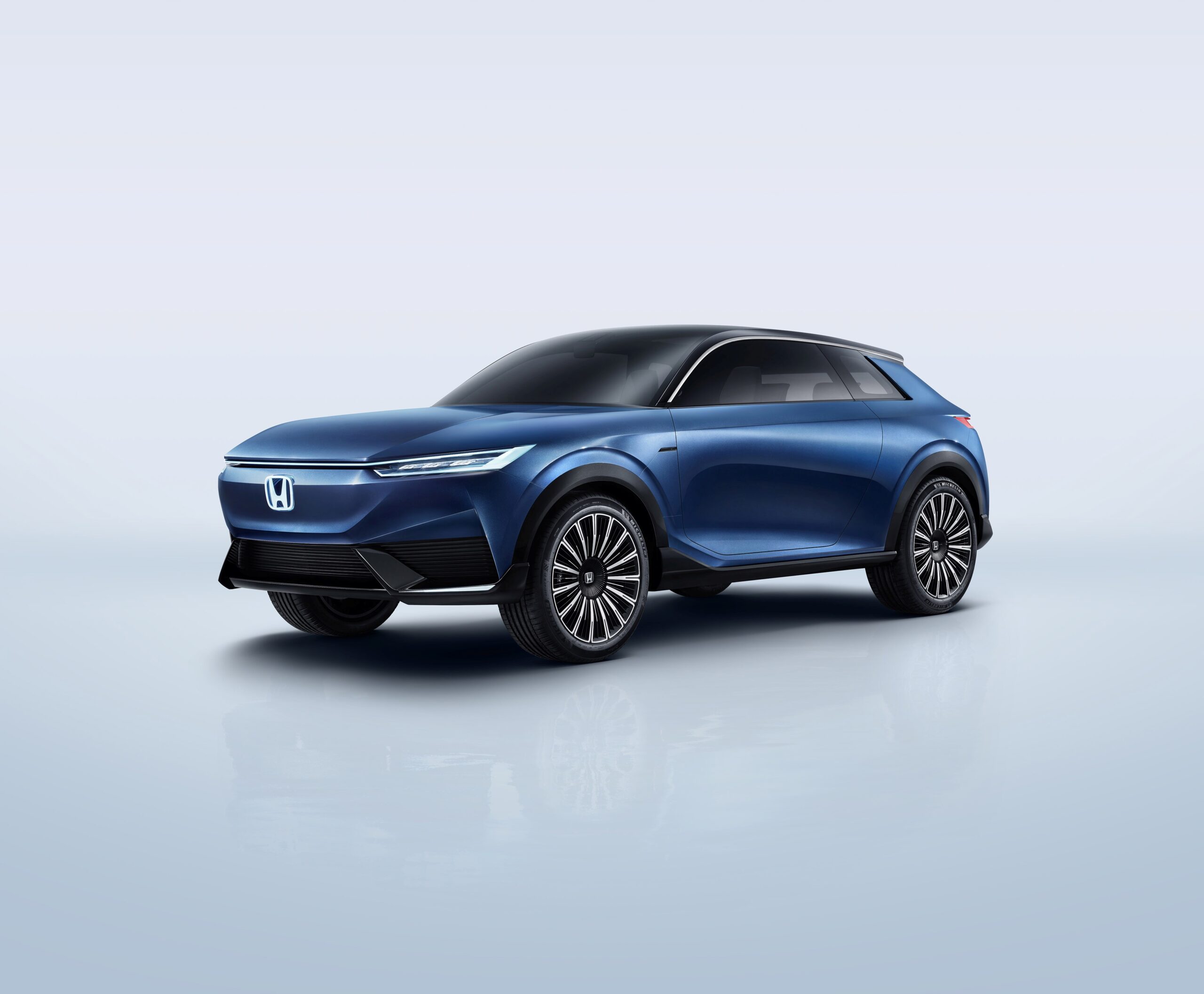 Honda'nın elektrikli SUV olan e:concept Pekin'de tanıtıldı