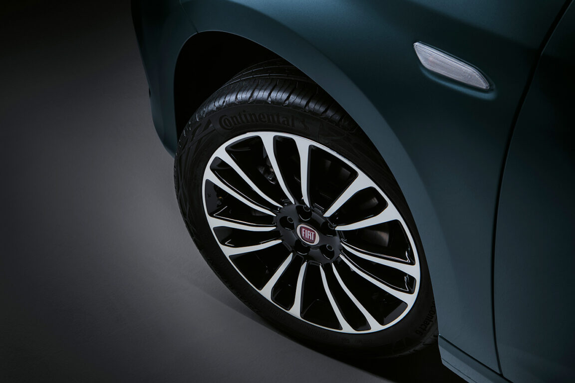 Yeni Fiat Egea 2021 Ocak’ta Cross sürpriziyle geliyor!