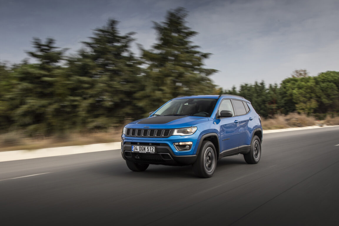 Yeni Jeep Compass 4xe satışa sunuldu