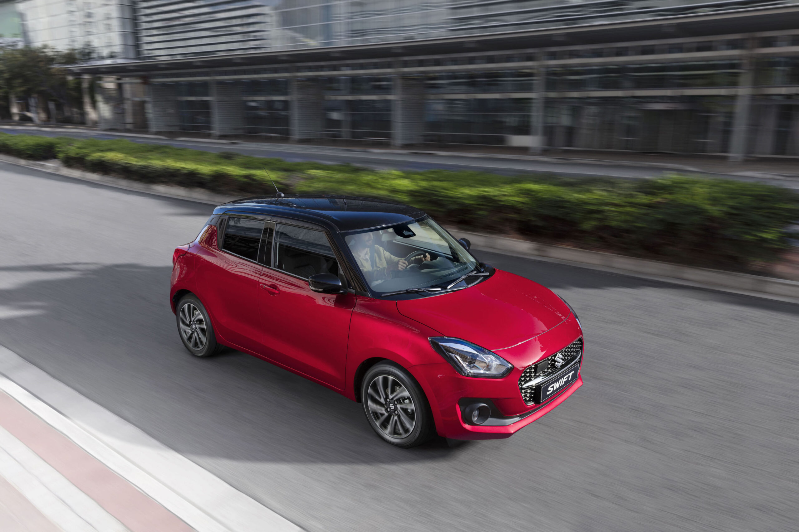 Suzuki Swift hibrit versiyonuyla Türkiye'de