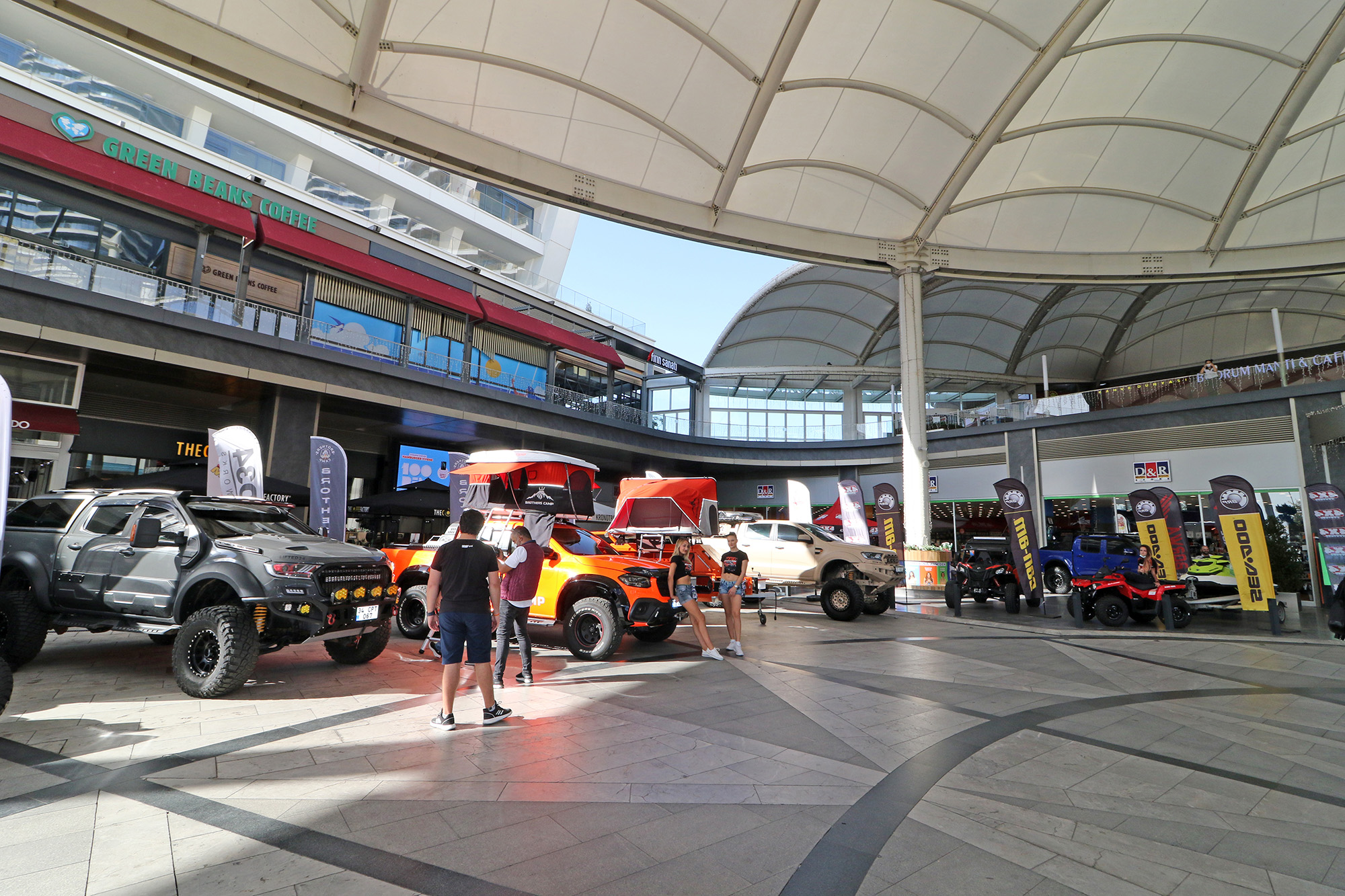 4x4 Dünyası İstMarina AVM’de Buluştu