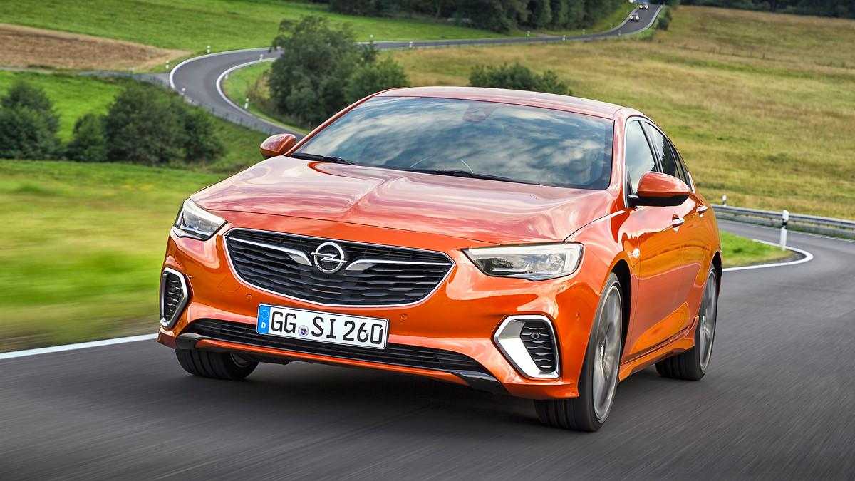 Yeni Opel Insignia satışa sunuldu. İşte fiyatlar!