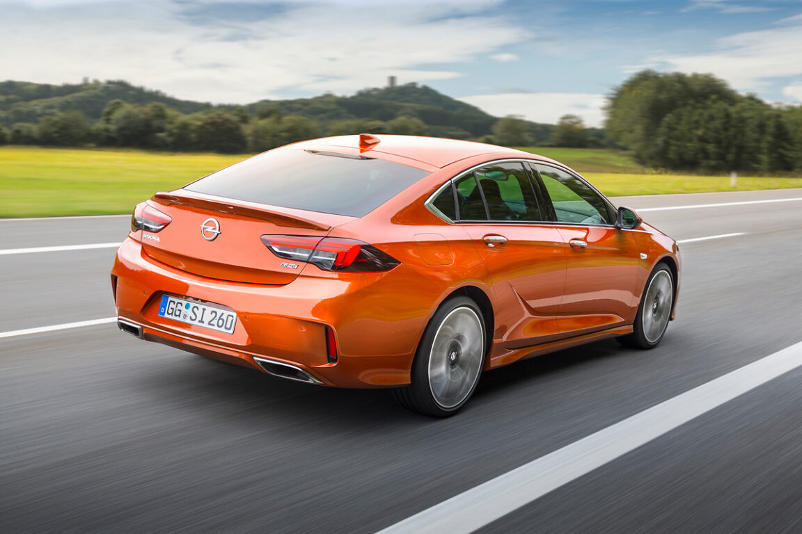 Yeni Opel Insignia satışa sunuldu. İşte fiyatlar!