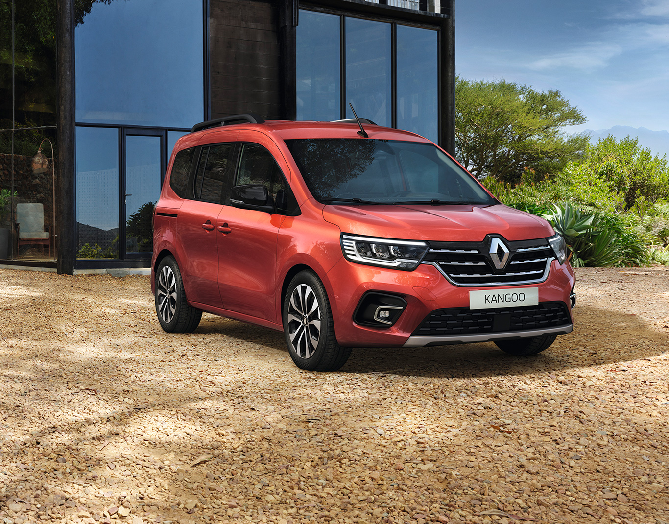 Yeni Renault Kangoo geliyor