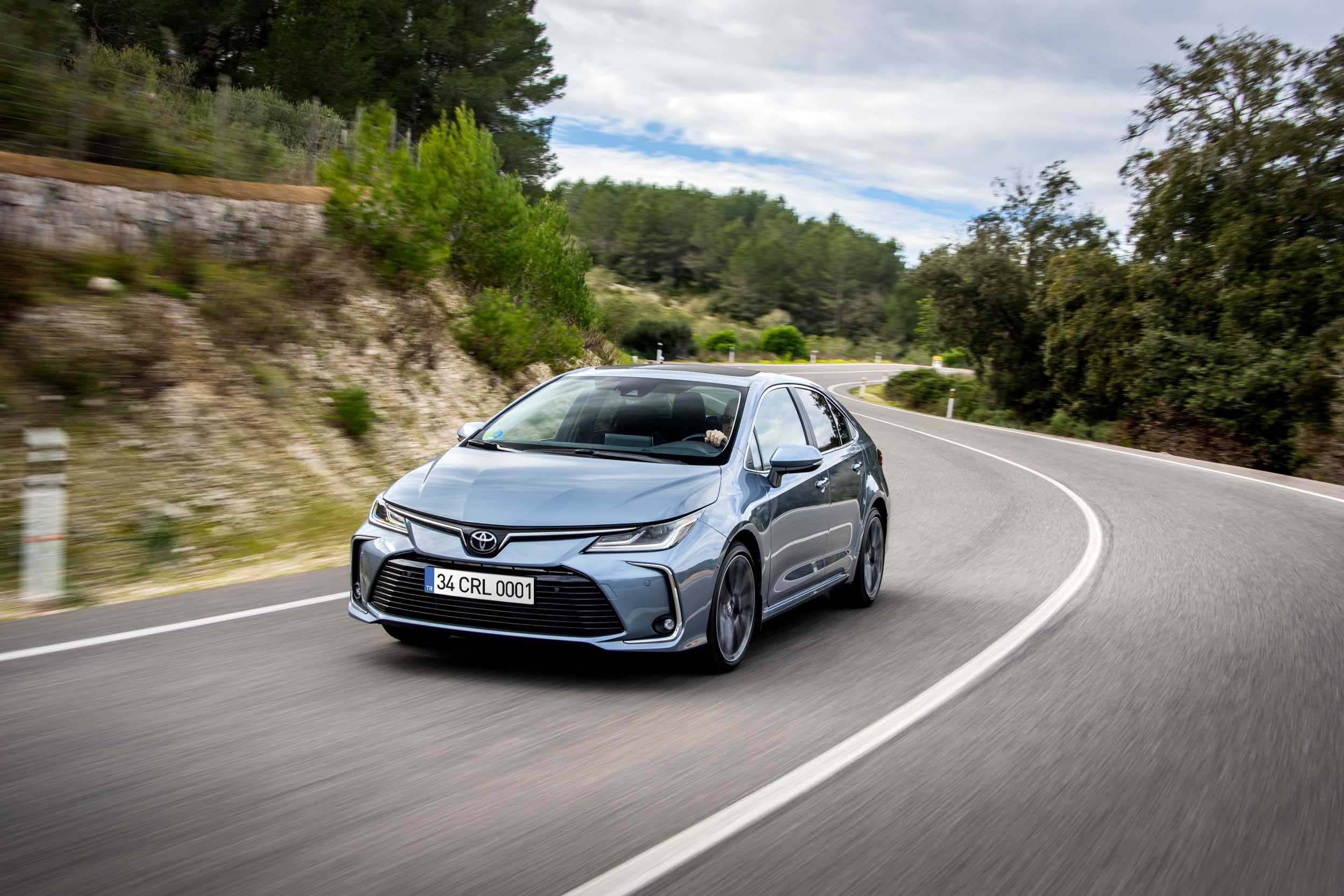 Toyota Corolla yeni 1.5 lt motora kavuştu