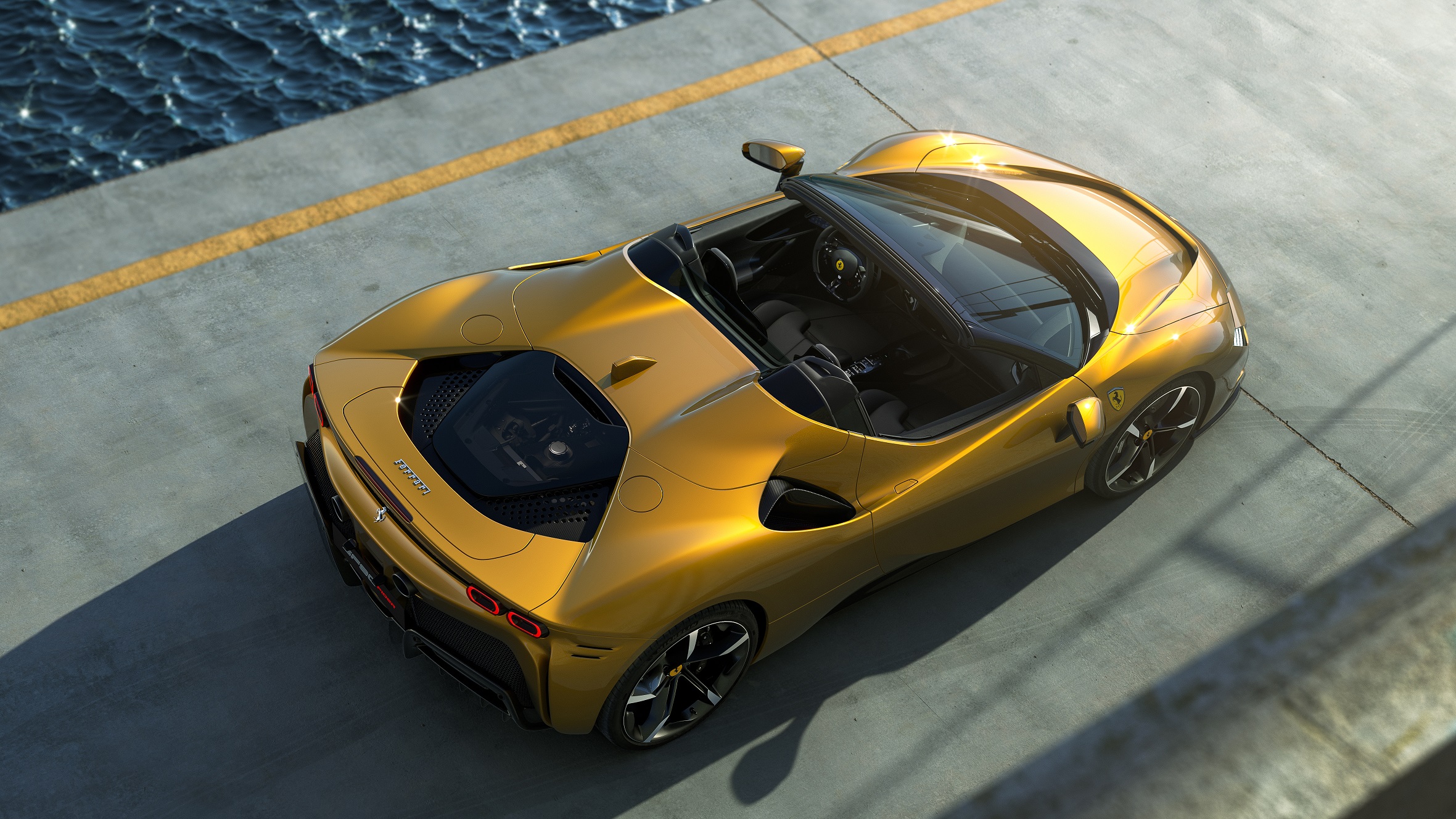 Tüm Zamanların En Hızlı Üstü Açık Otomobili Ferrari SF90 Spider