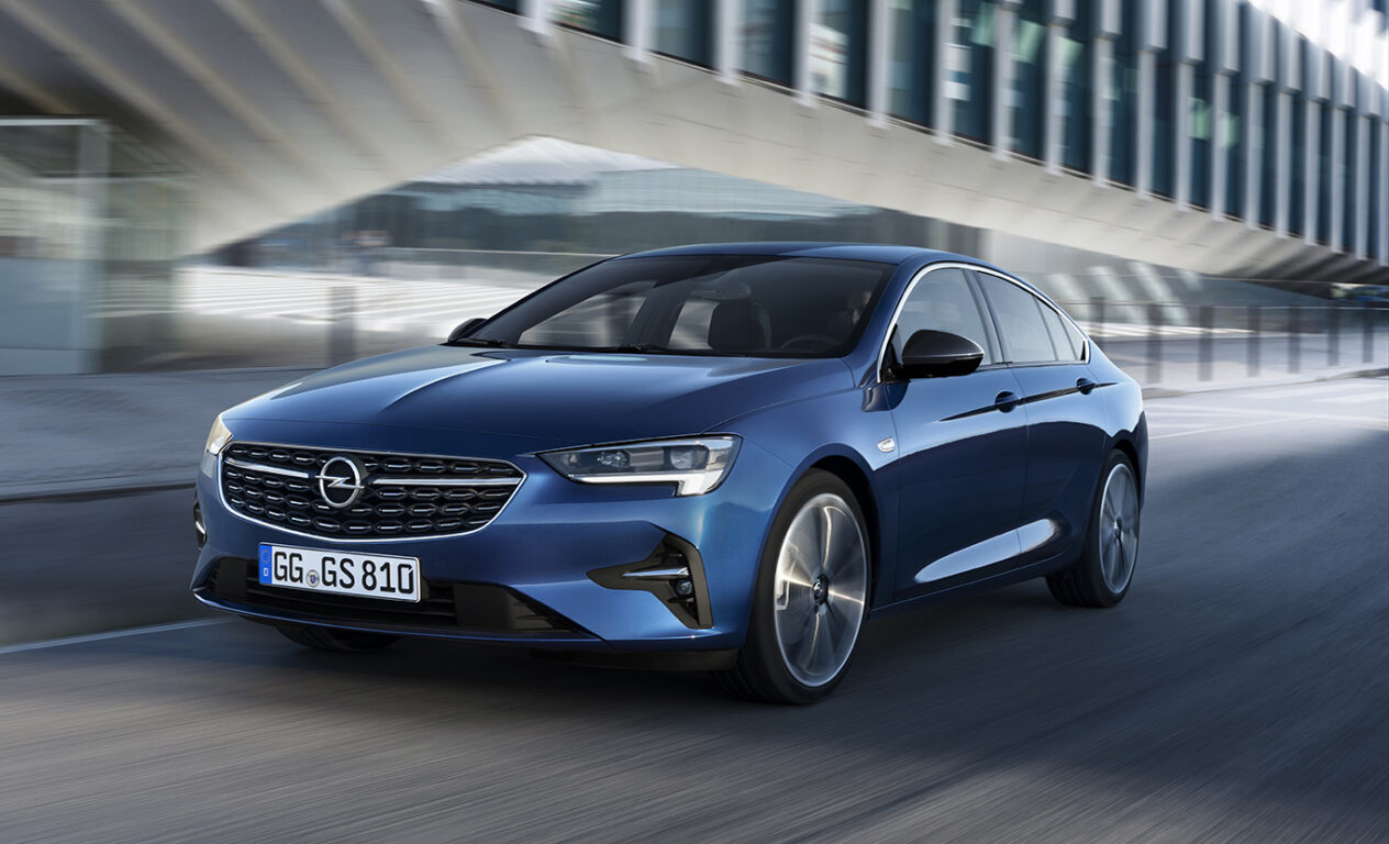 Yeni Opel Insignia satışa sunuldu. İşte fiyatlar!