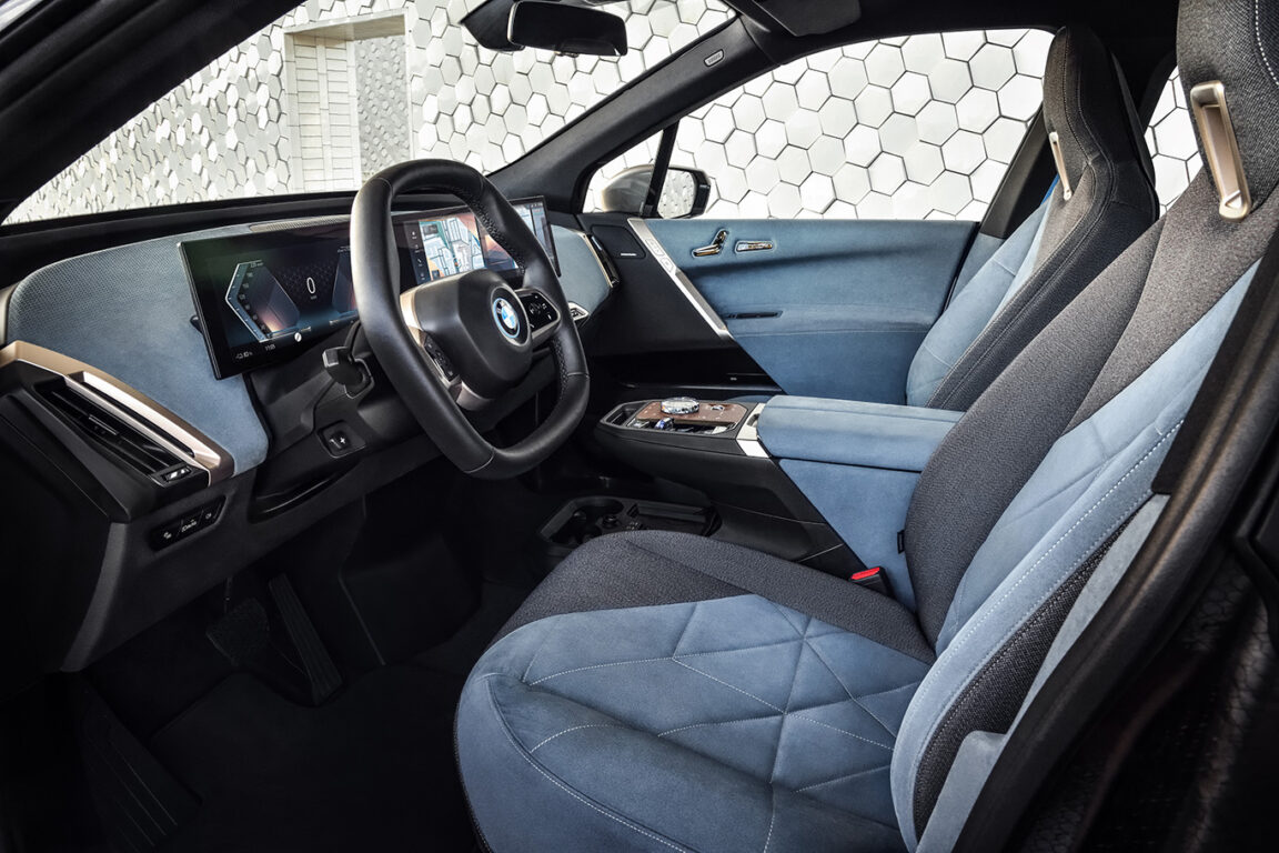 BMW’nin yeni elektrikli modeli iX