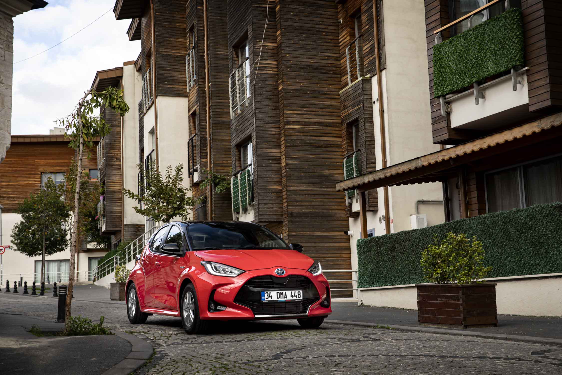 2021 Toyota Yaris yollara çıkıyor. İşte fiyatlar!