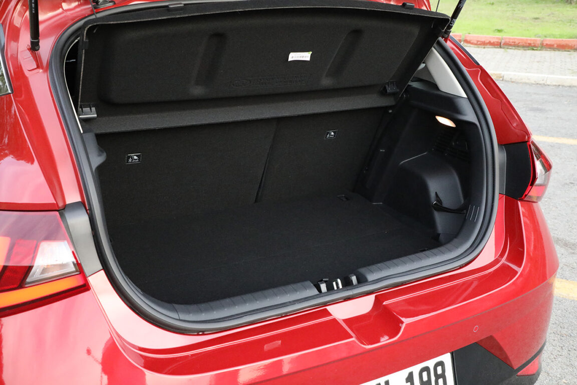 Hyundai i20 1.0 T-GDI 7 DCT Test Sürüşü