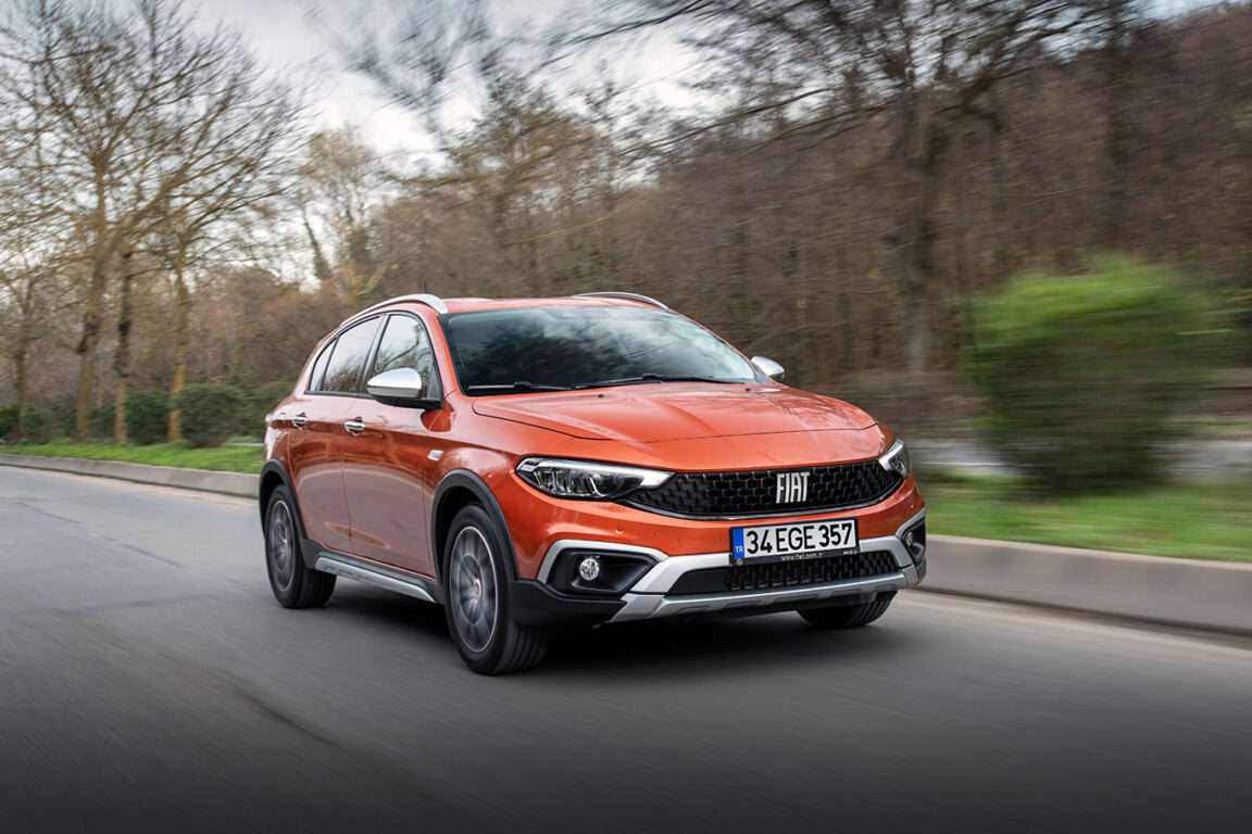 2021 Fiat Egea tanıtıldı ve satışa sunuldu. Fiat Egea Cross fiyatı açıklandı!