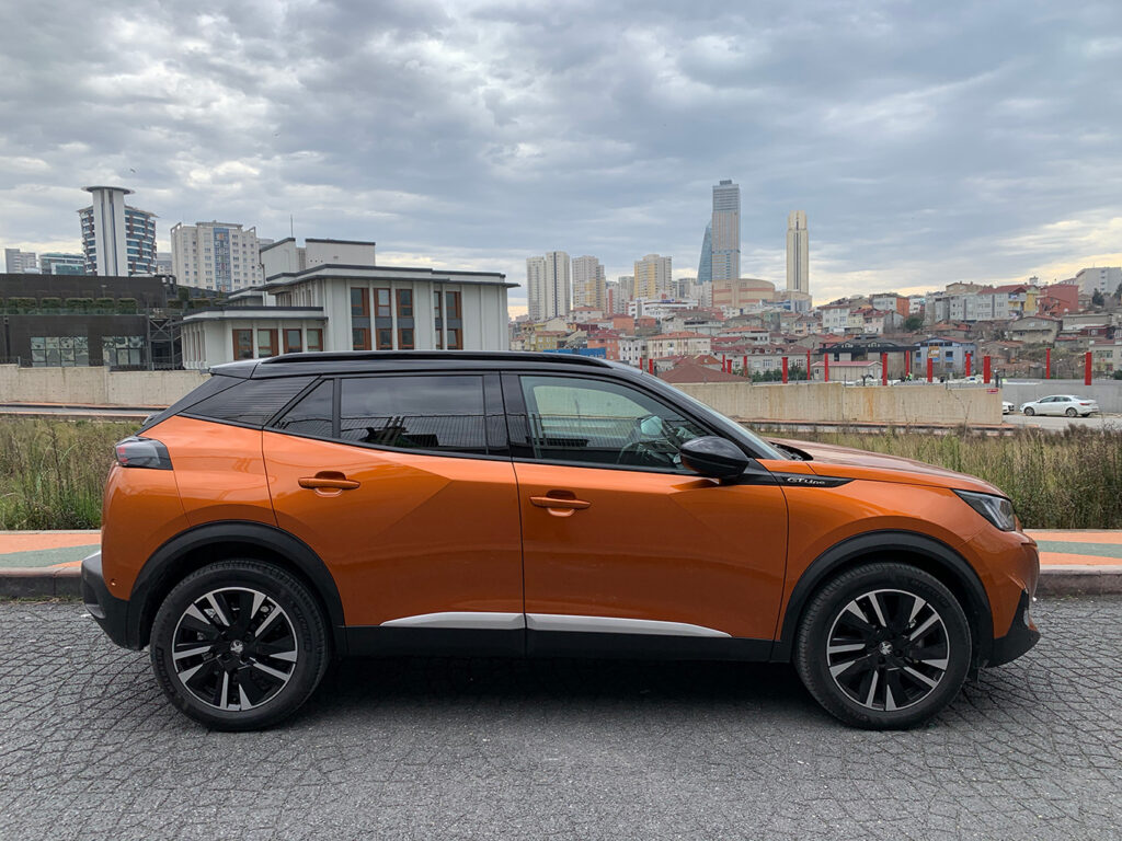 2021 Peugeot 2008 test sürüşü