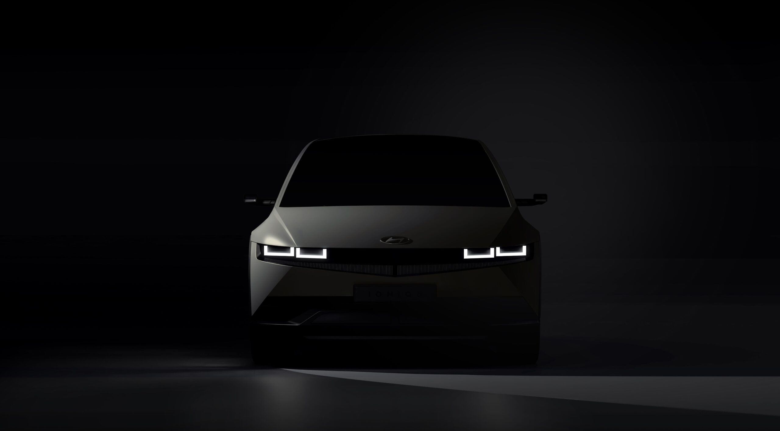 Hyundai’nin sadece elektrikli modellerini üreteceği yeni alt markası IONIQ, ilk görselleri paylaştı