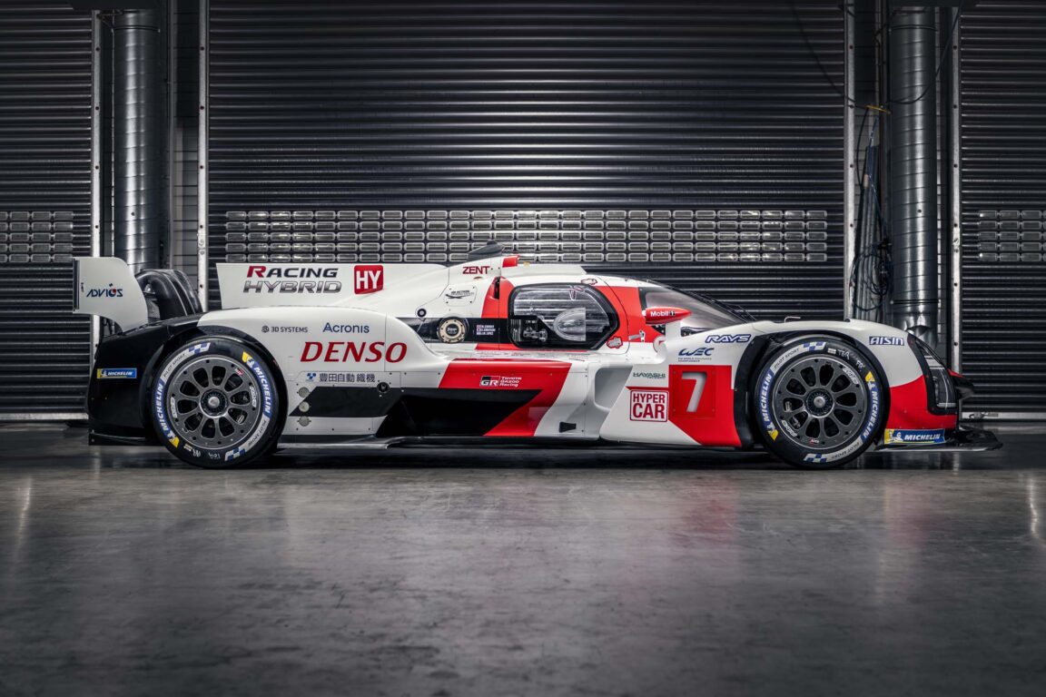 Toyota tamamen yeni GR010 HYBRID Le Mans hiper yarış aracını tanıttı