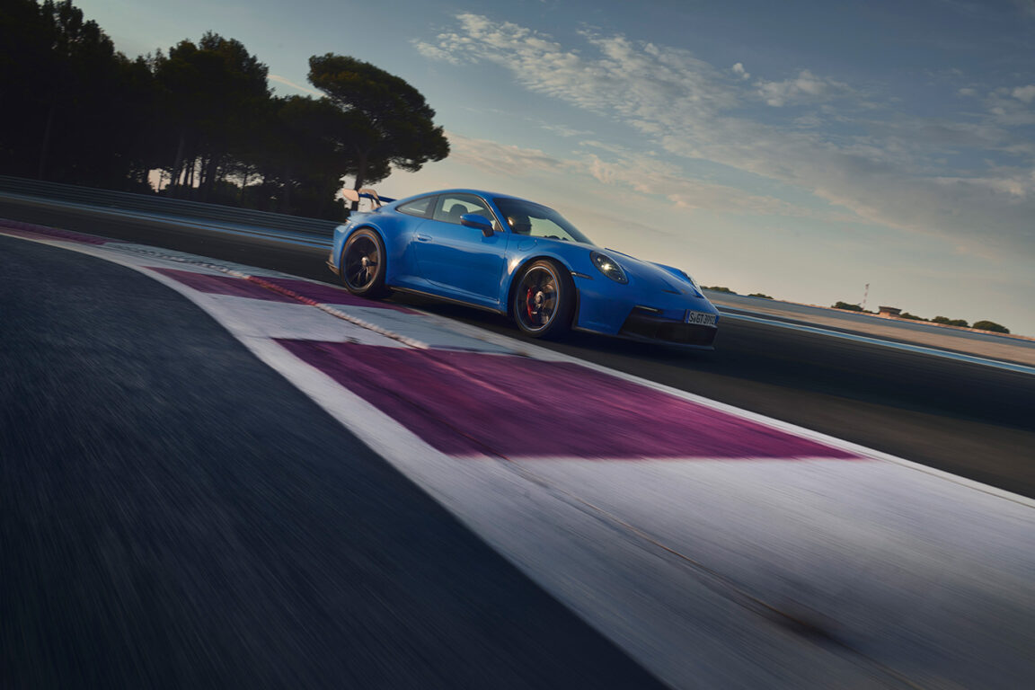 2021 Porsche 911 GT3 tüm ihtişamıyla ortaya çıktı