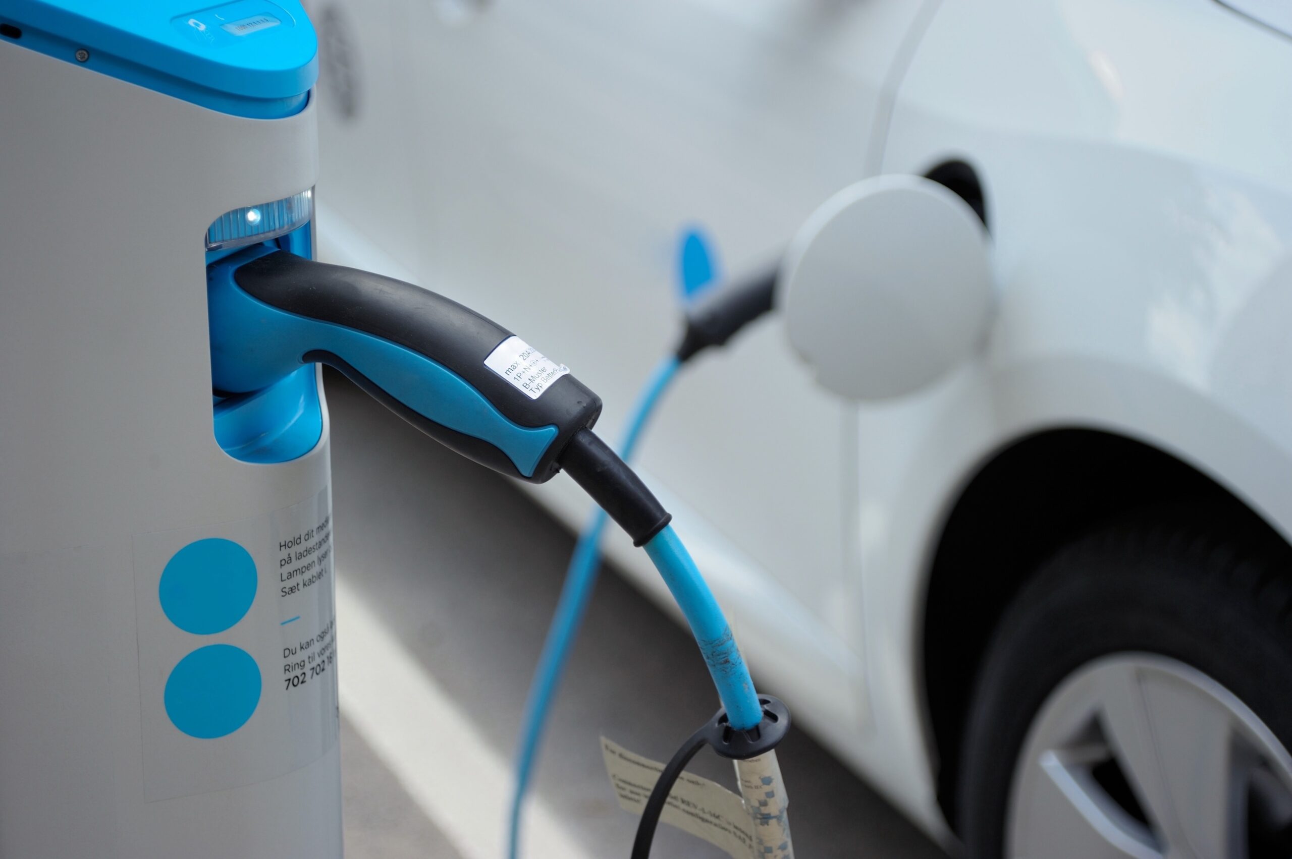 Delphi ile Elektrikli Araçlarda Güvenli Bakım-Onarımın Püf Noktaları