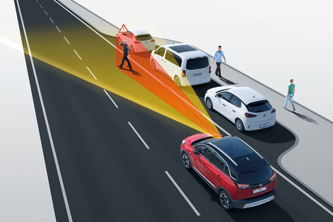 Opel’in yeni marka imajı yepyeni Crossland ile birlikte tanıtıldı