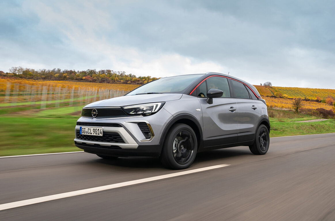 Opel’in yeni marka imajı yepyeni Crossland ile birlikte tanıtıldı