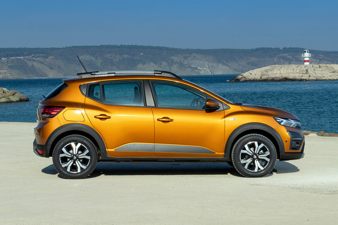 Yeni Dacia Sandero ve Sandero Stepway 134 bin 900 TL’den başlayan fiyatlarla satışa sunuldu