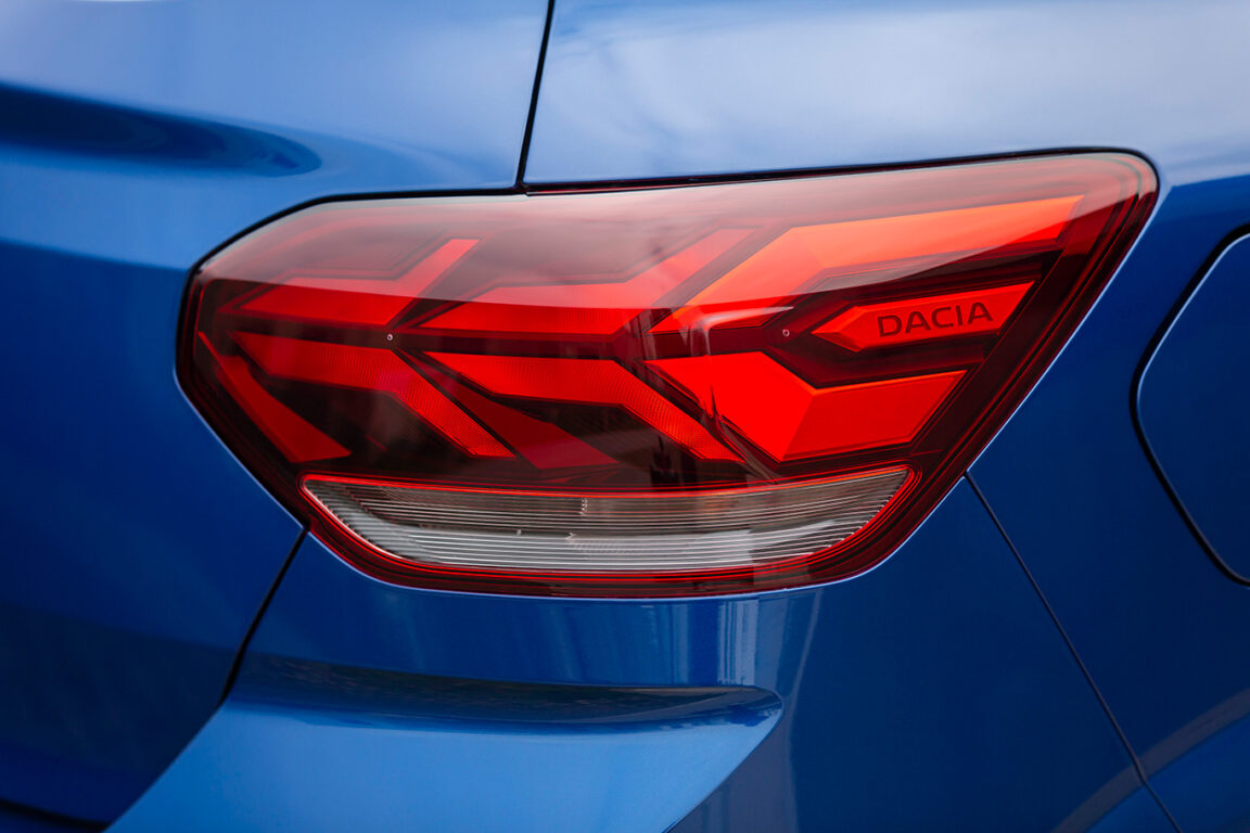 Yeni Dacia Sandero ve Sandero Stepway 134 bin 900 TL’den başlayan fiyatlarla satışa sunuldu