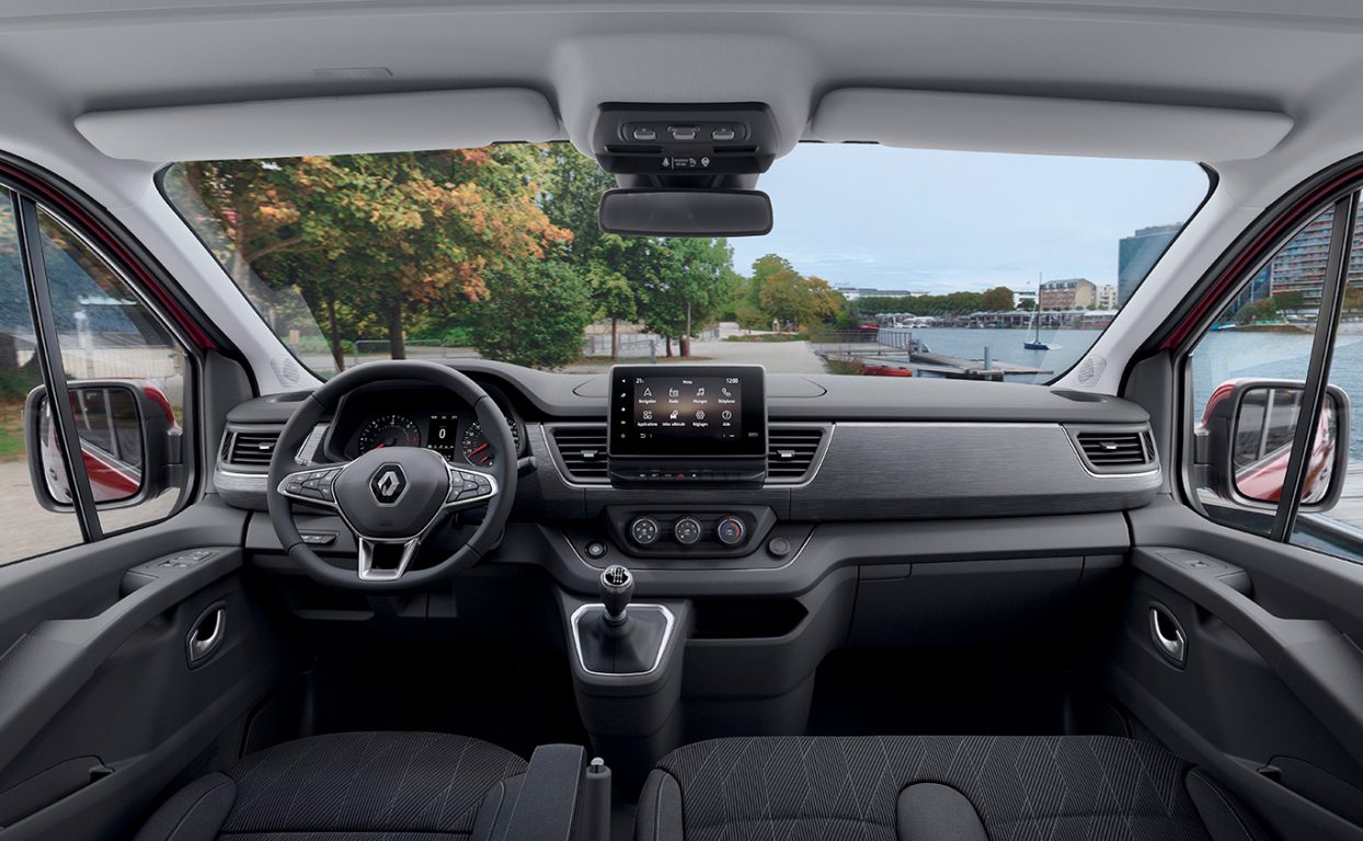 Renault yeni hafif ticari modellerini tanıttı