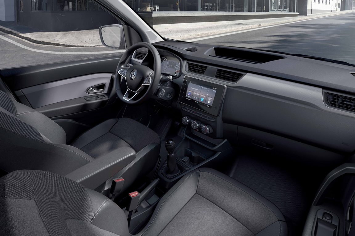 Renault yeni hafif ticari modellerini tanıttı