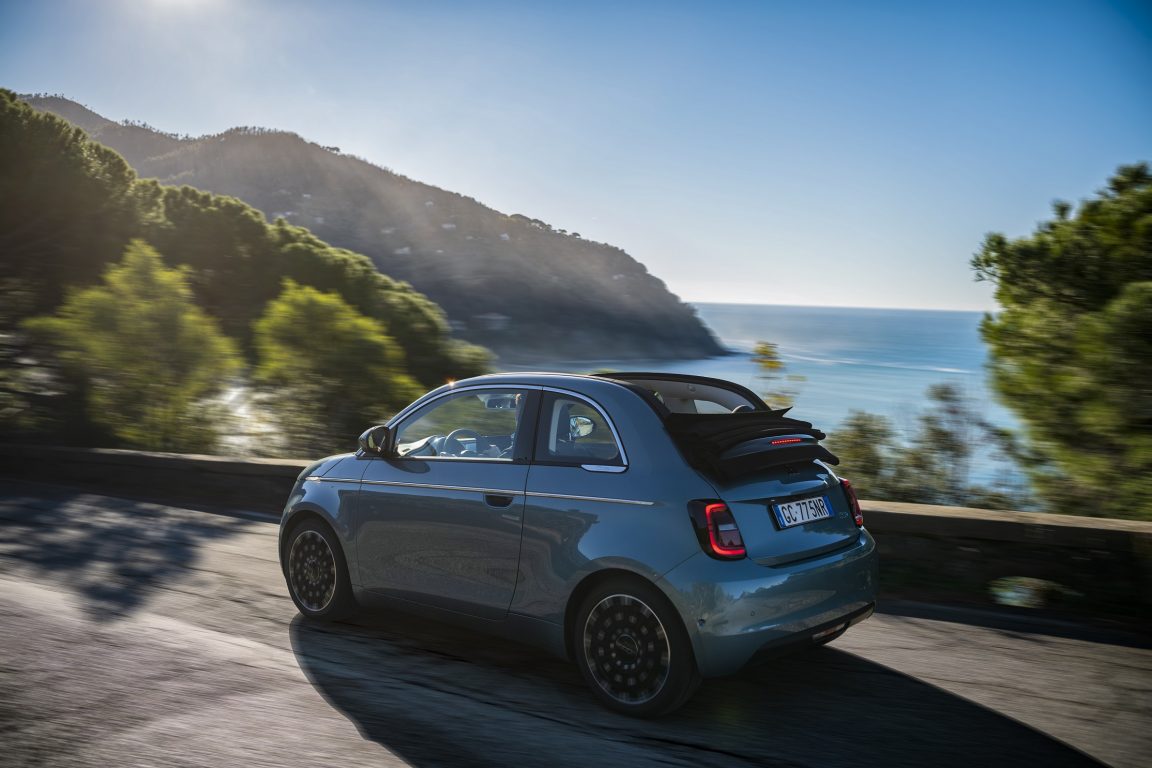 Fiat’ın ikonik modeli 500, 2,5 milyonluk rekor üretim adedine ulaştı