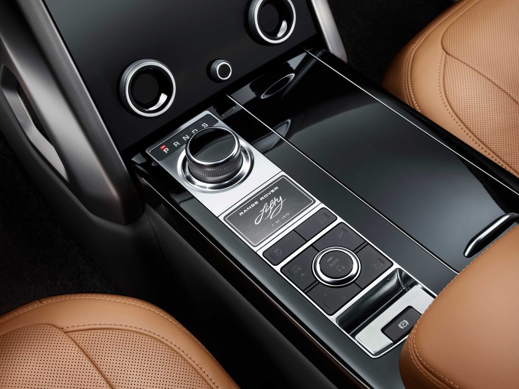 Range Rover’ın 50’nci Yılına Özel Sınırlı Sayıda Üretilen Fifty Edition Türkiye’de