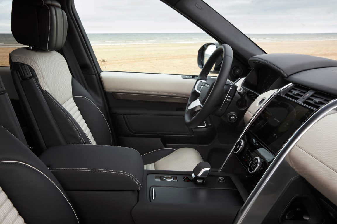 Yeni Land Rover Discovery satışa sunuldu