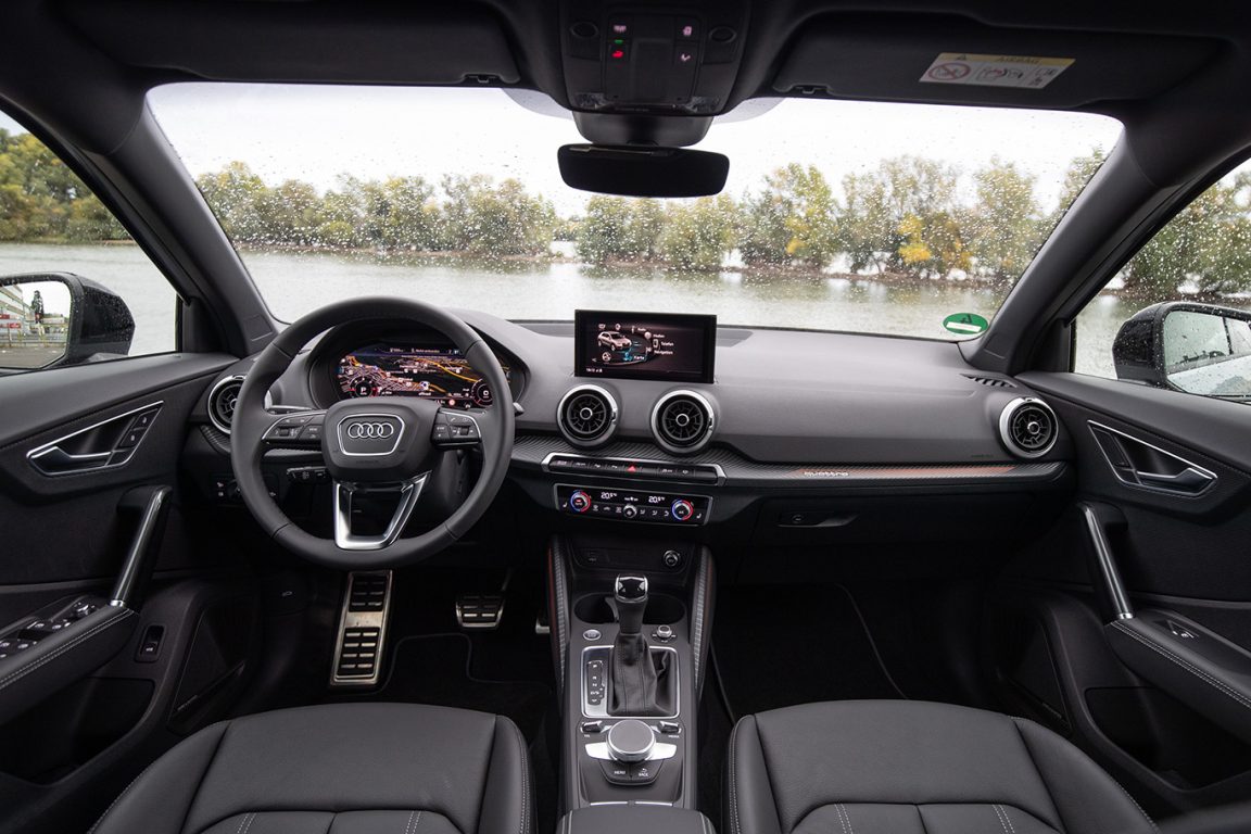 Audi’nin dört yıl önce pazara sunduğu ve Q model ailesinin en küçüğü olan Q2 yenilendi