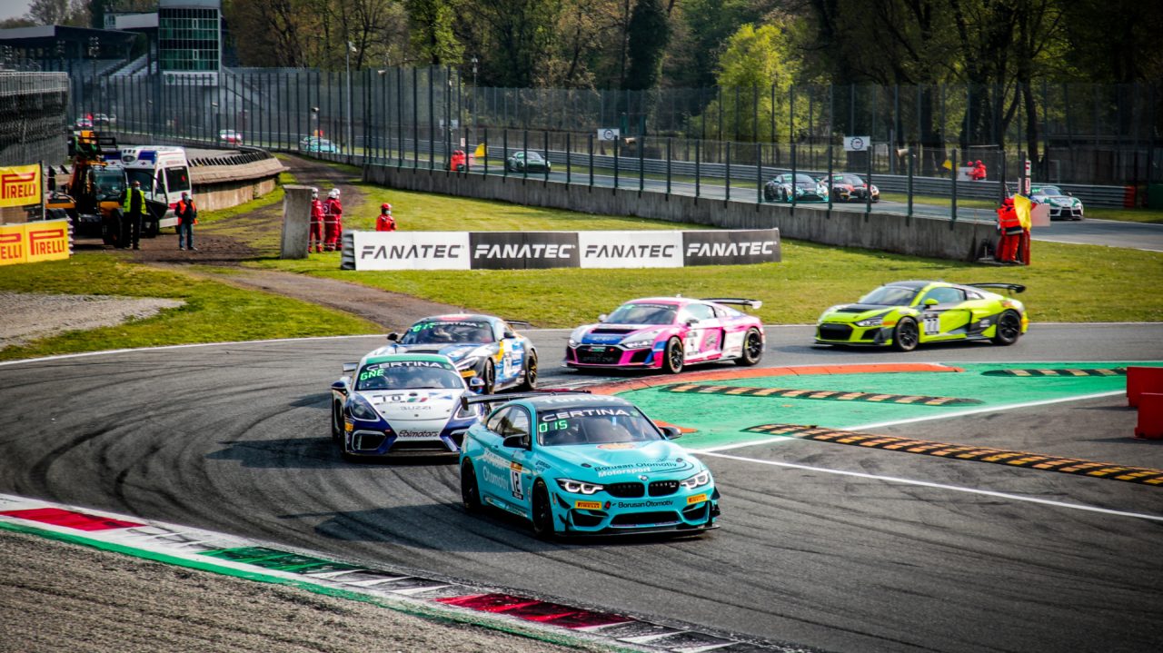 Borusan Otomotiv Motorsport Sezona Podyumla Başladı