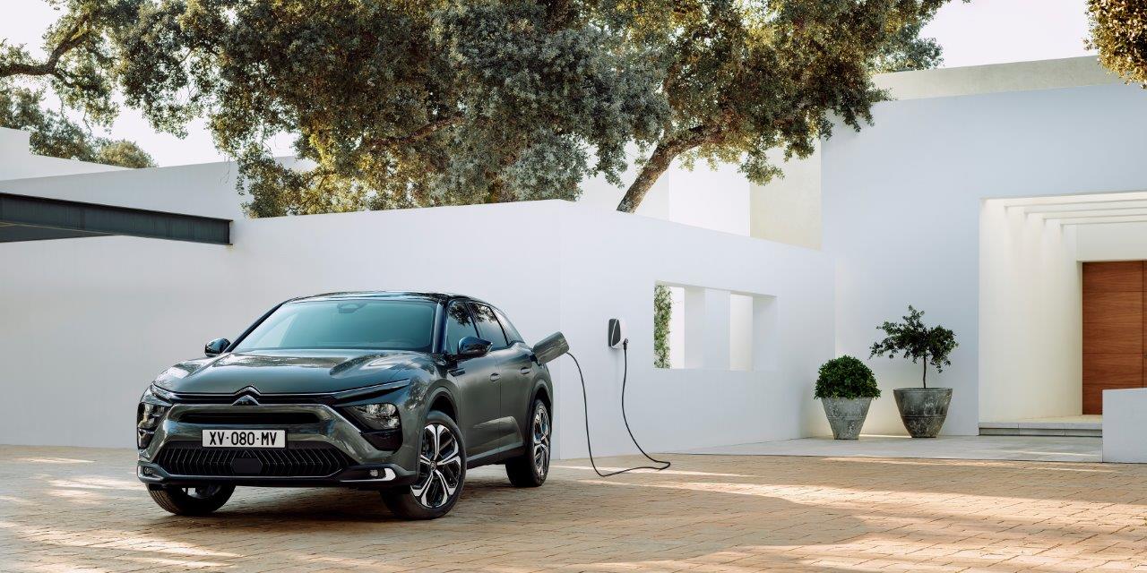 Tüm özellikleriyle işte yeni Citroen C5 X