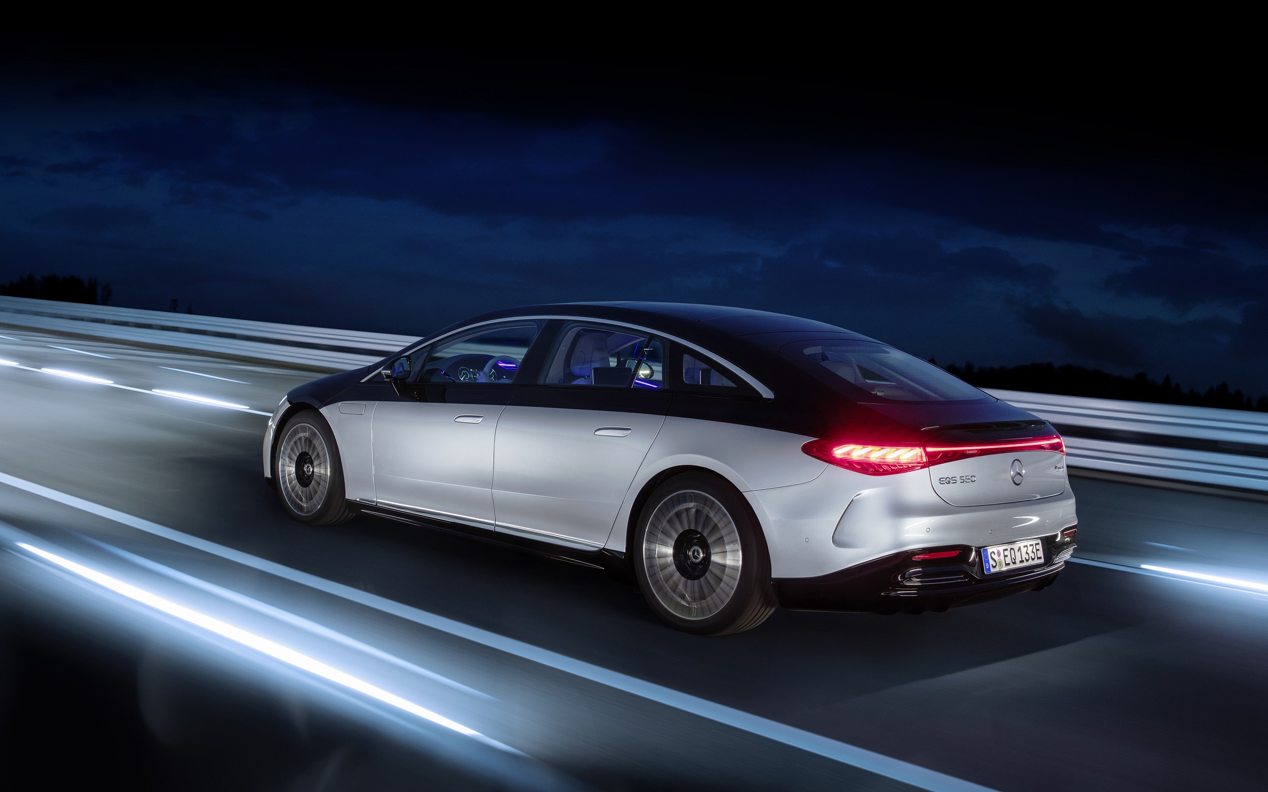 Mercedes EQS : Lüks sınıftaki ilk elektrikli otomobil