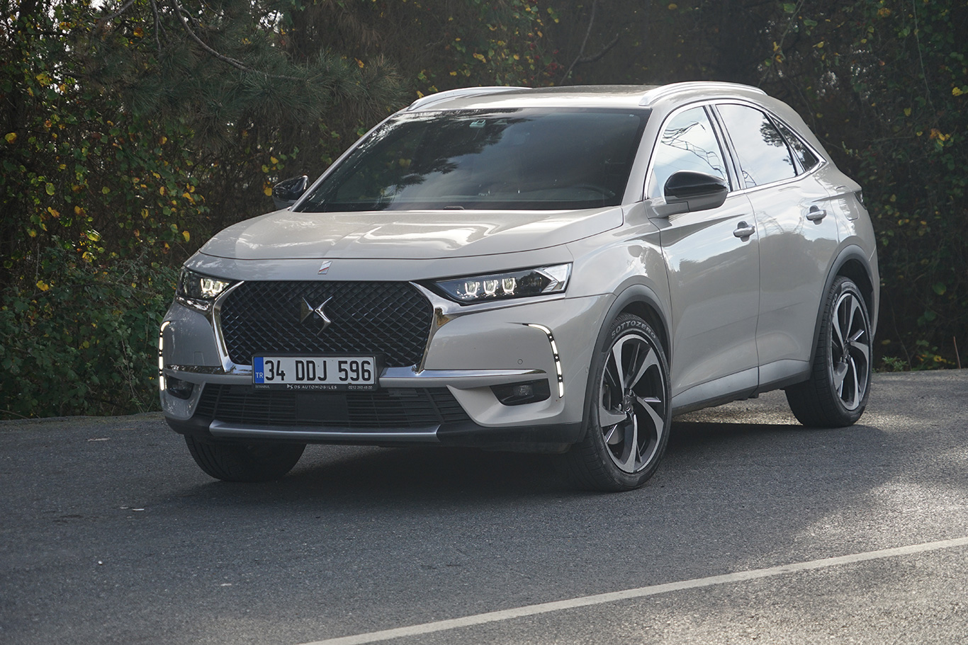 DS 7 Crossback E-Tense test sürüşü