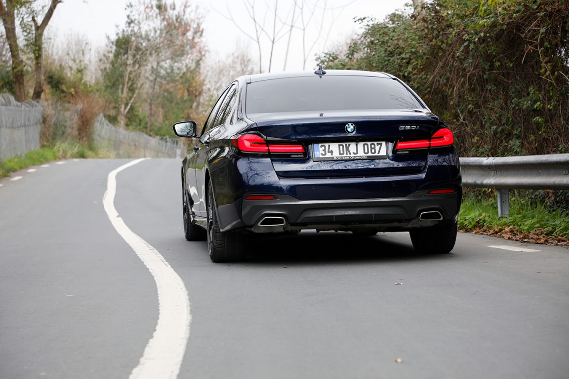 BMW 520i (2021) test sürüşü
