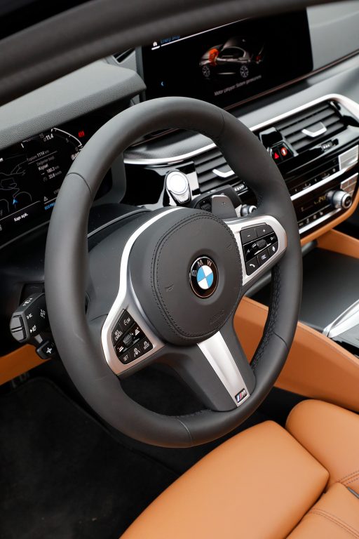 BMW 520i (2021) test sürüşü