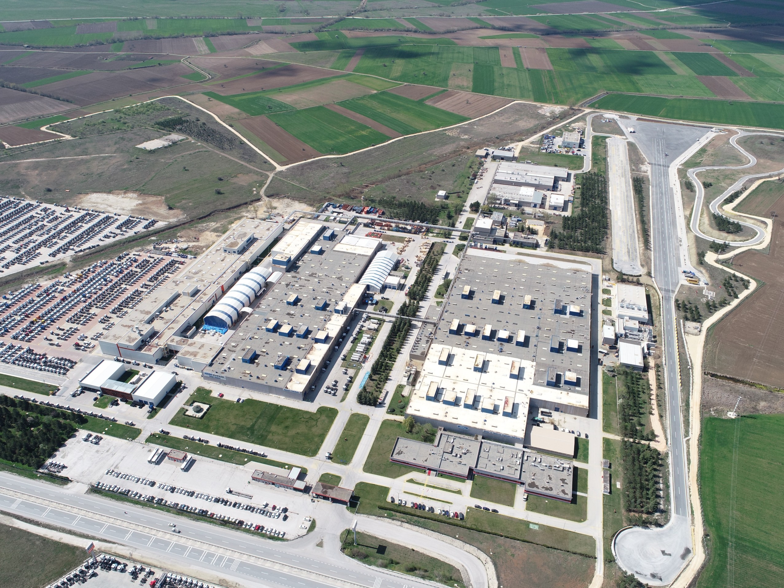 Çalışma ve Sosyal Güvenlik Bakanlığı’ndan  Ford Otosan’a 3 ödül