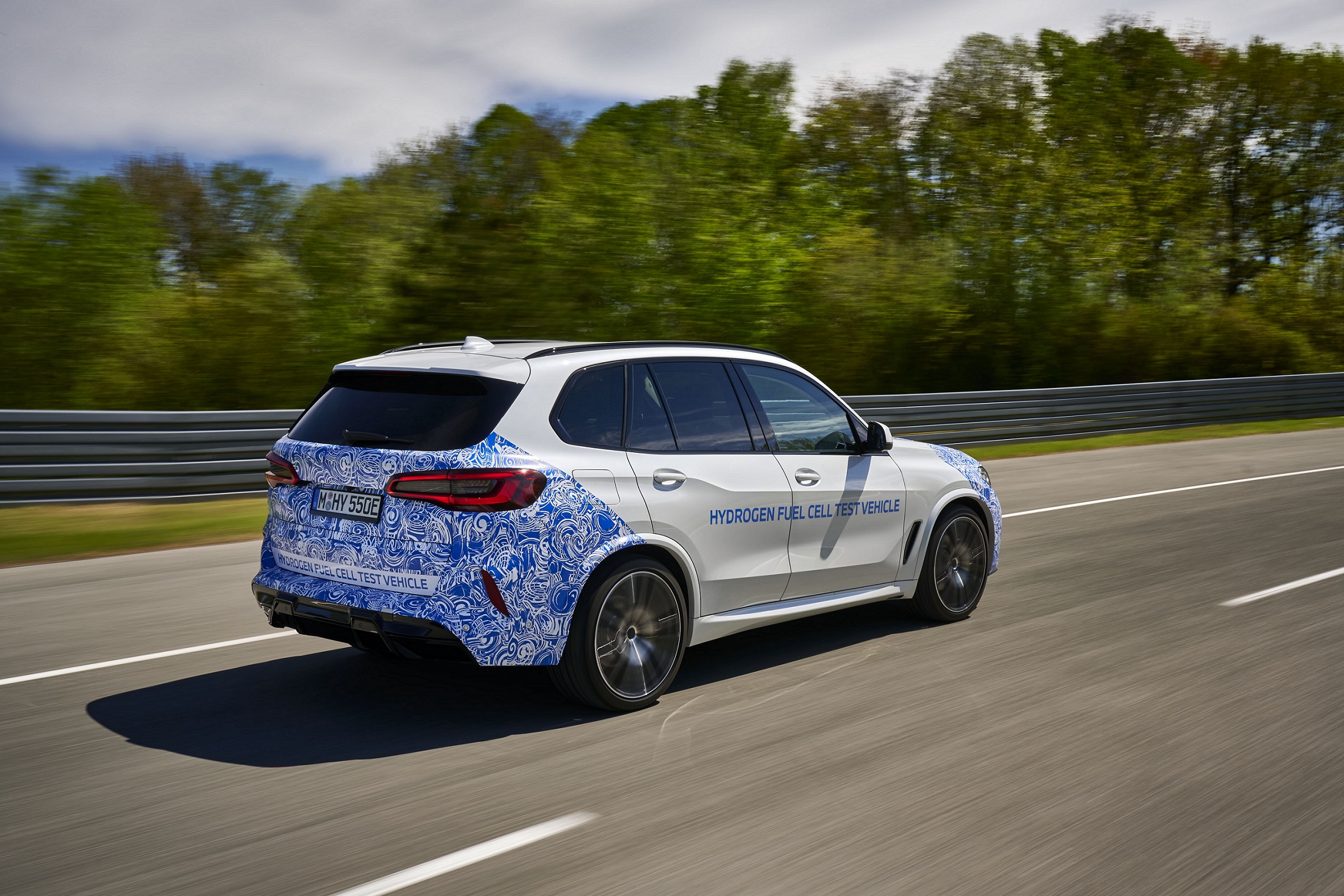 BMW i Hydrogen NEXT Avrupa yollarında