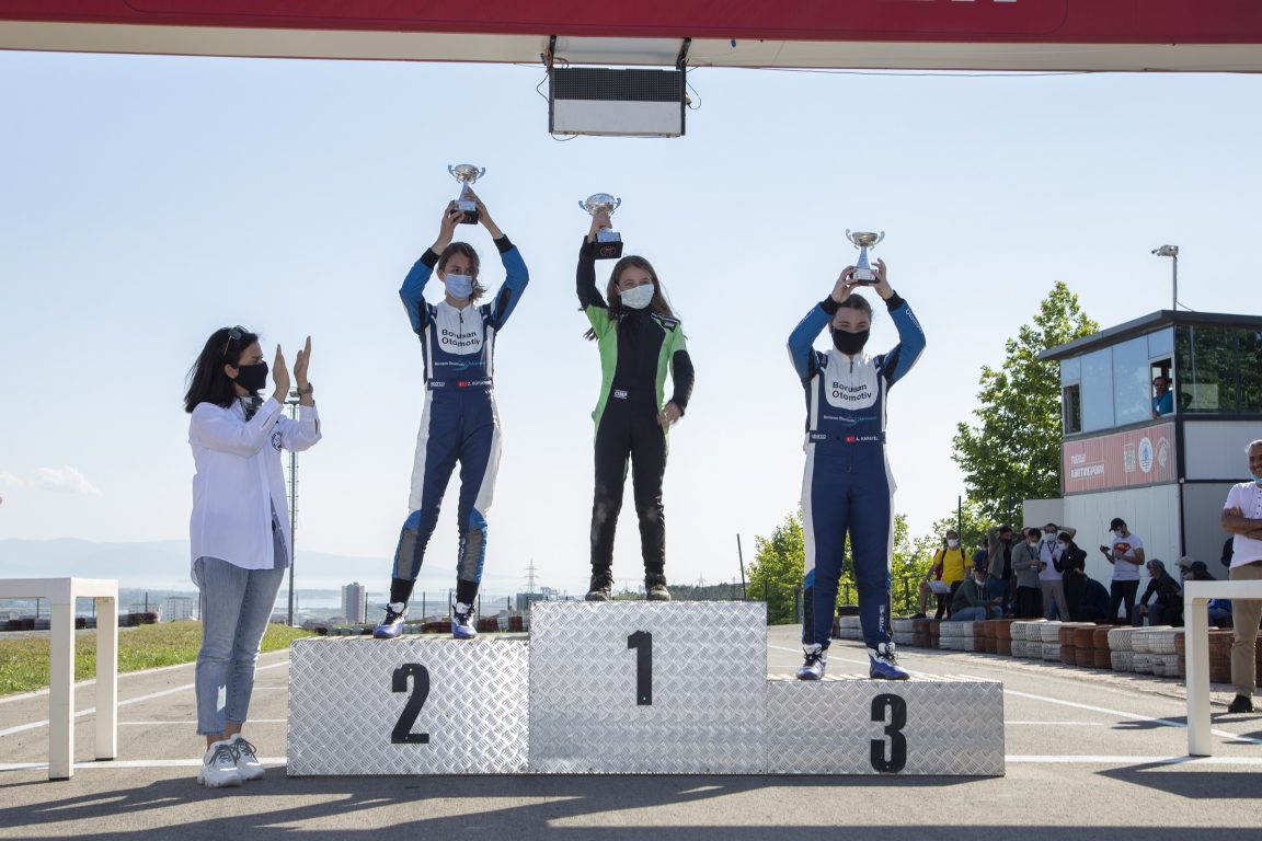 BOM Karting Takımı İlk Yarışını Tamamladı