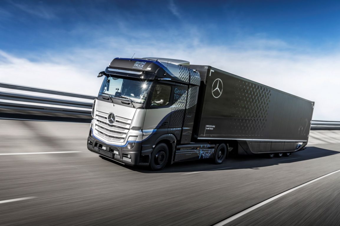 Mercedes GenH2 Kamyon’un kapsamlı testlerine başlıyor