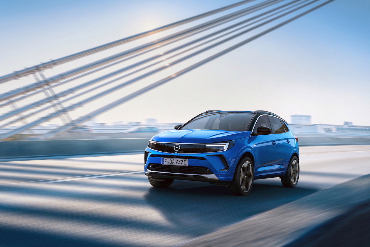 Opel Grandland X 2021 modeli yenilendi