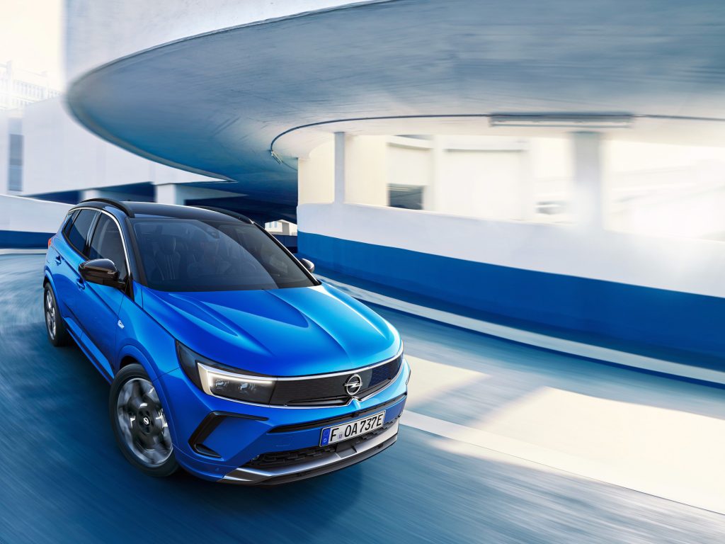 Opel Grandland X 2021 modeli yenilendi