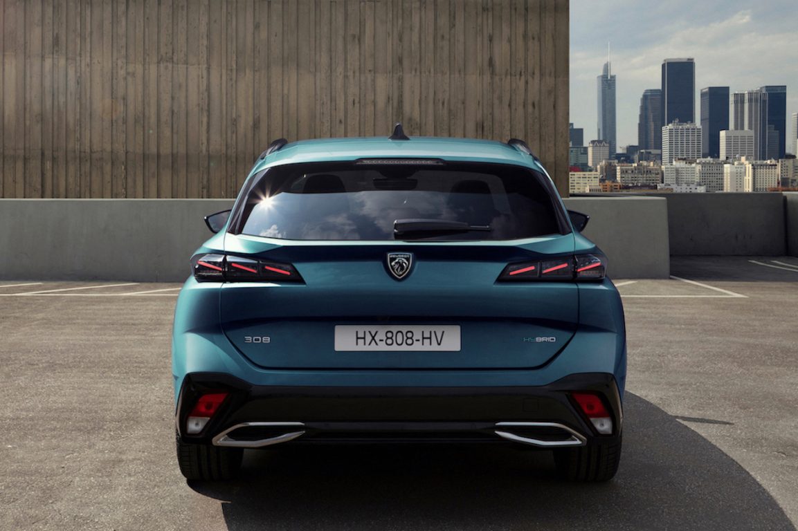 Yeni Peugeot 308 SW yenilenen yüzüyle karşınızda