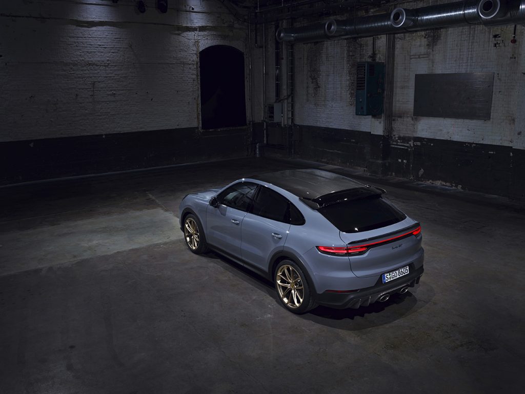 Porsche Cayenne Turbo GT tam 640 beygir