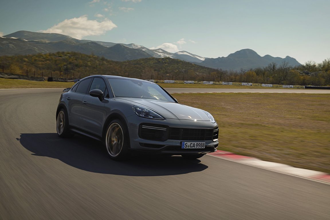 Porsche Cayenne Turbo GT tam 640 beygir